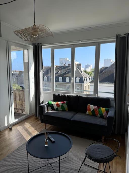 Charmant Appartement T3 Avec Balcon, Centre-Ville Lorient Exterior foto